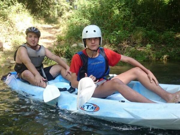 Kayak en Rio Ajuntament de Sant Gregori · Ajuntament de Sant Gregori · info@caiacinatura.com